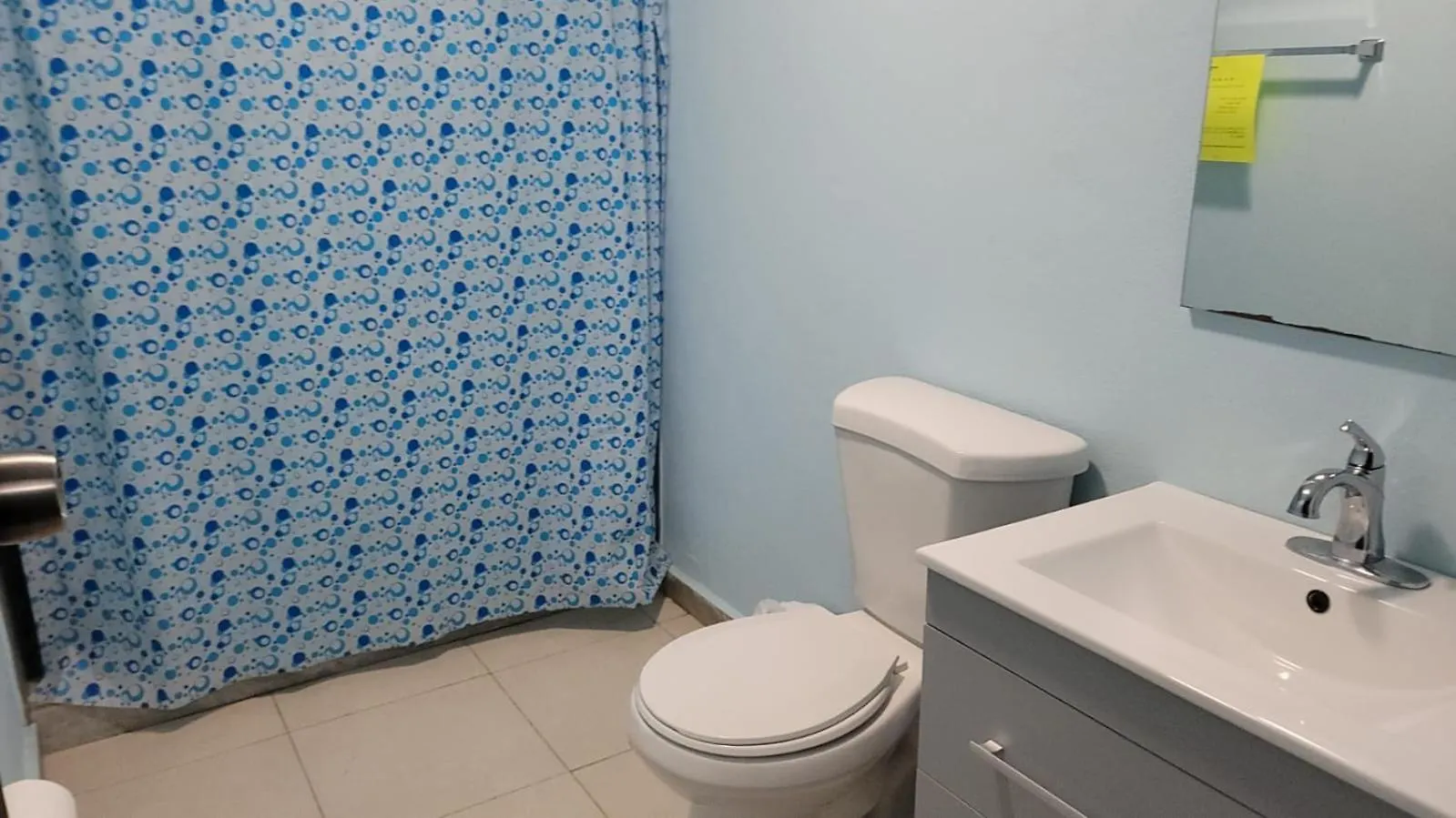 Remodeled & Very Cozy Sleeps 12 Near Casa Bacardi, Center Unit Catano 0*,  Puerto Rico