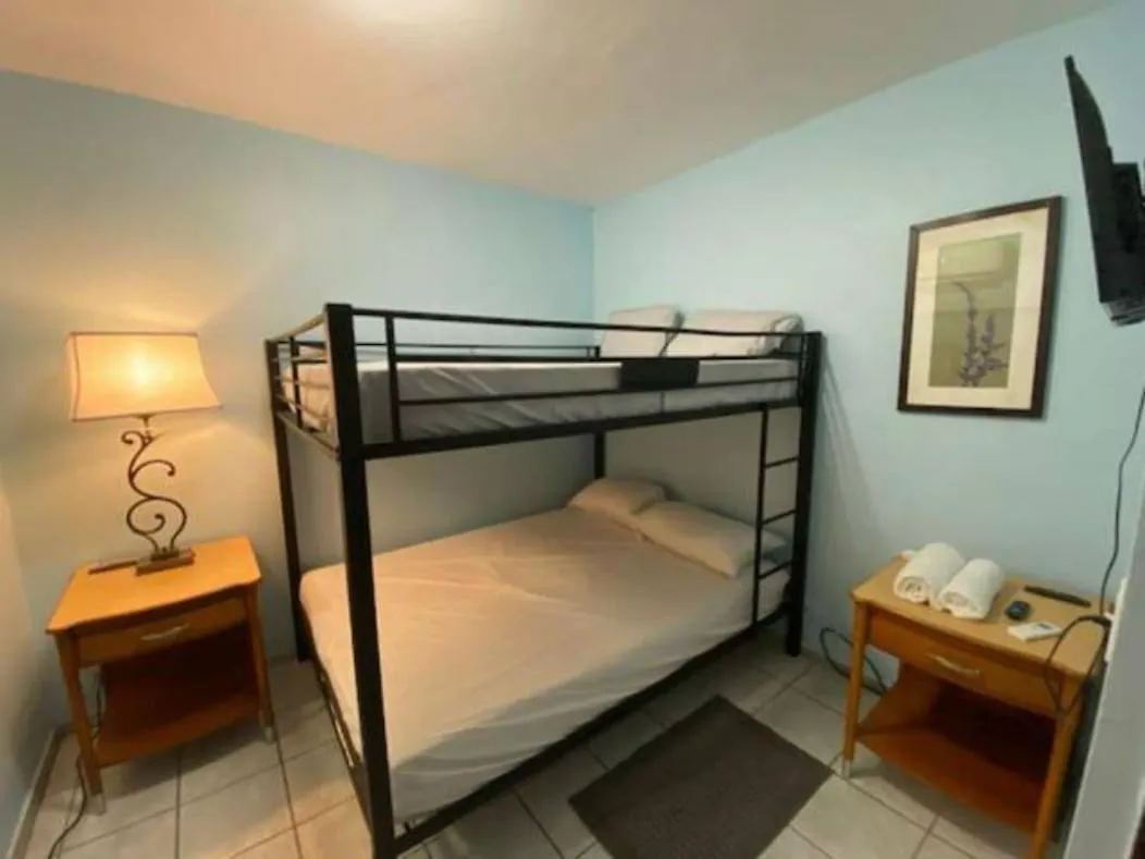 Remodeled & Very Cozy Sleeps 12 Near Casa Bacardi, Center Unit Catano Puerto Rico